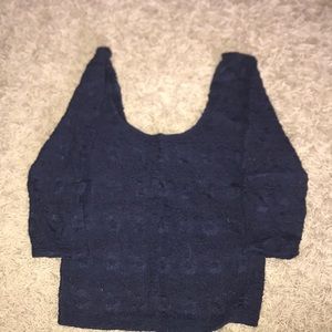 Hollister 3/4 sleeve crop top